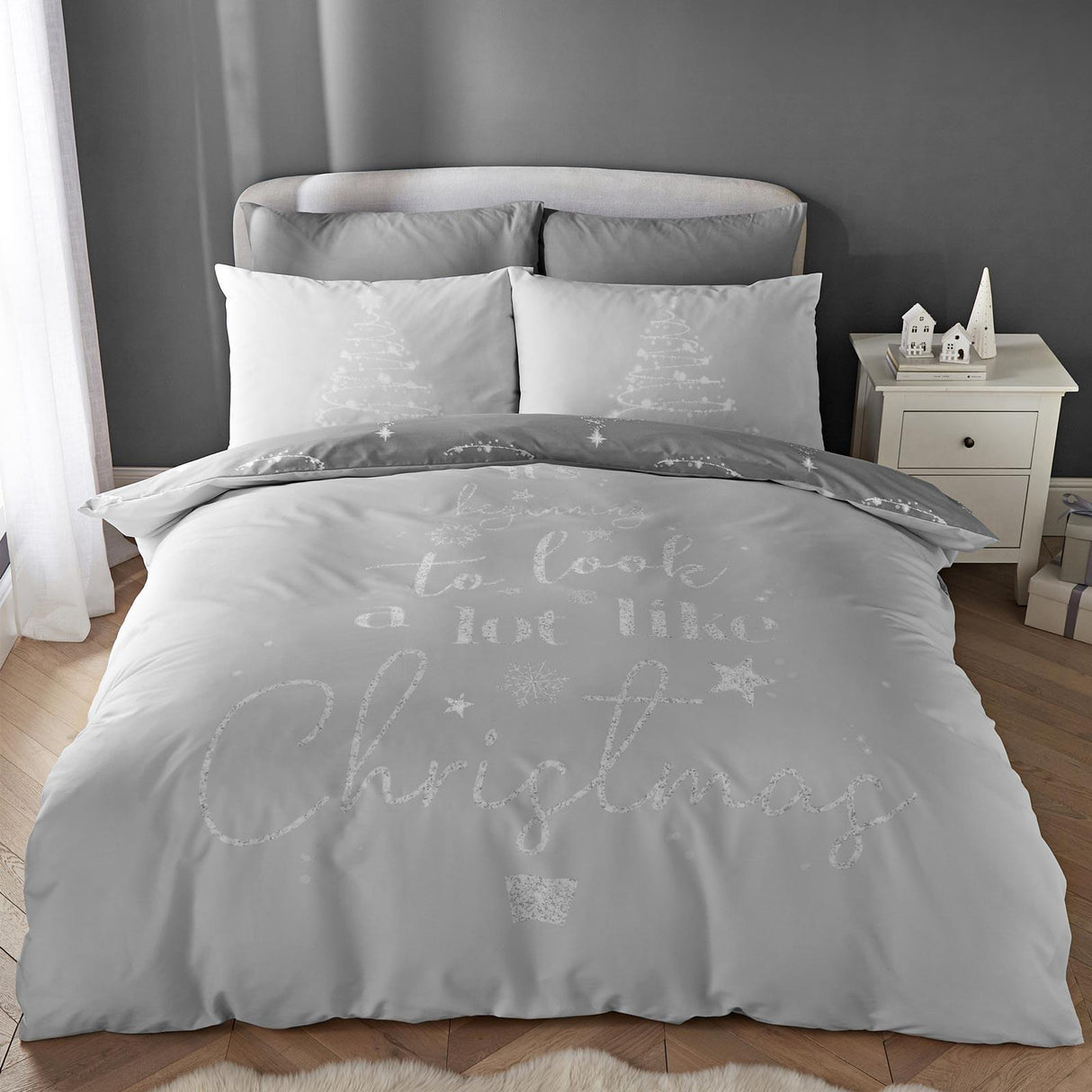 A Lot Like Christmas Duvet Cover Set by Catherine Lansfield