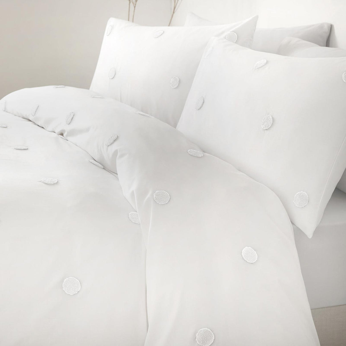 Dot Garden Duvet Cover Set by Appletree Boutique