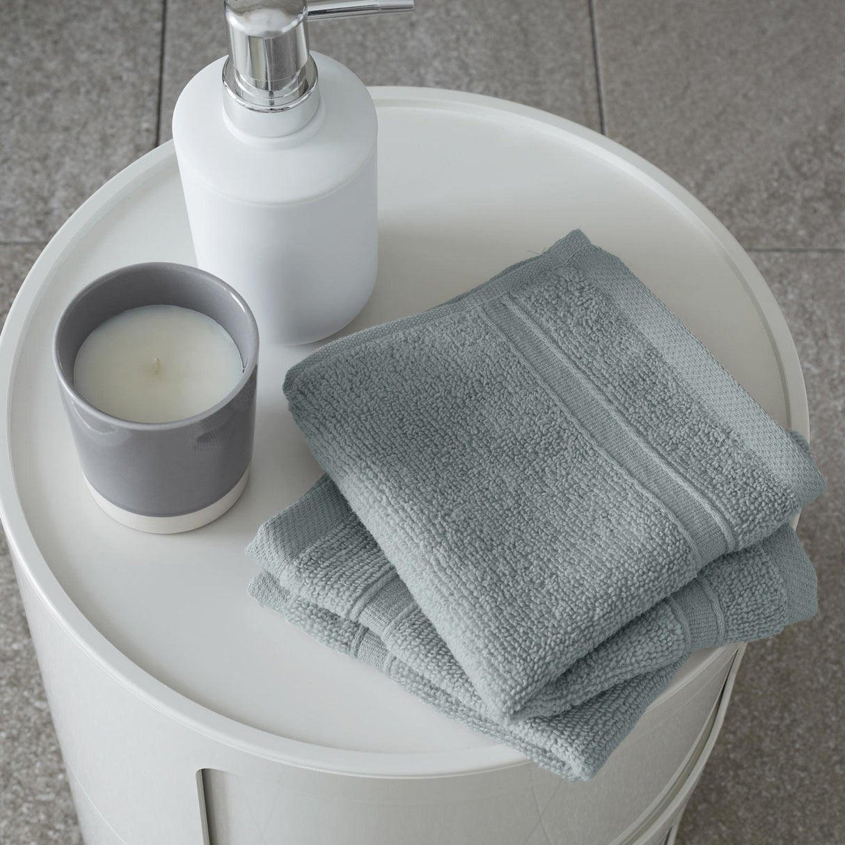 Zero Twist 500gsm Face Cloth Towel Pair by Catherine Lansfield