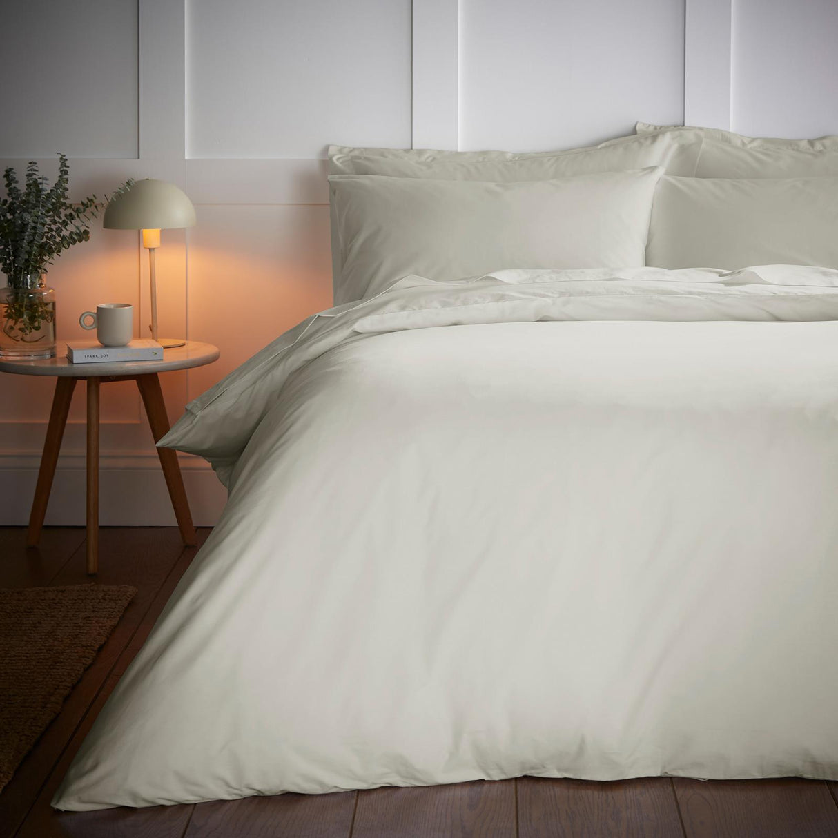 Temperature Controlling TENCEL™ Natural Duvet Cover Set
