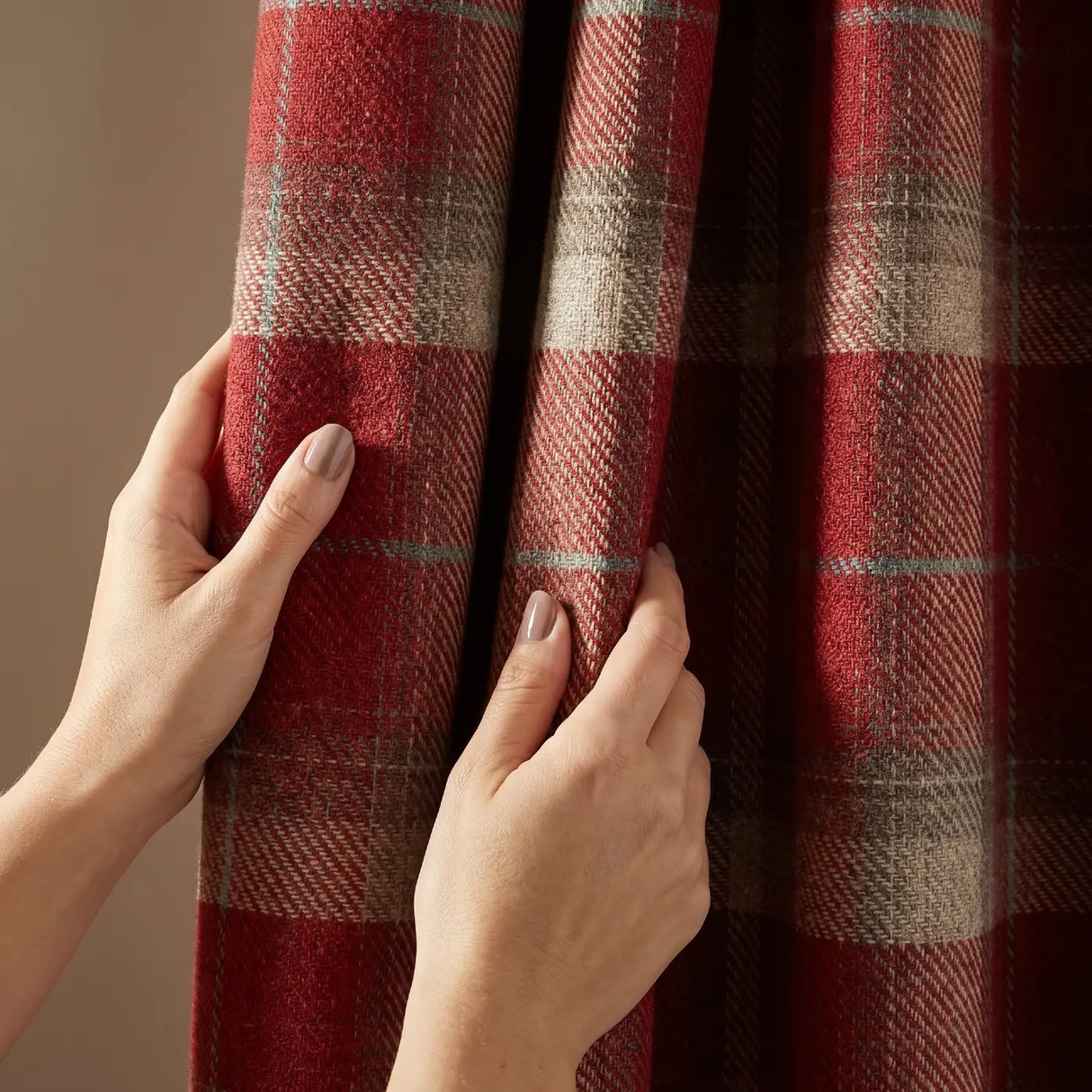 Carnoustie Blackout Eyelet Curtains - Red image 3