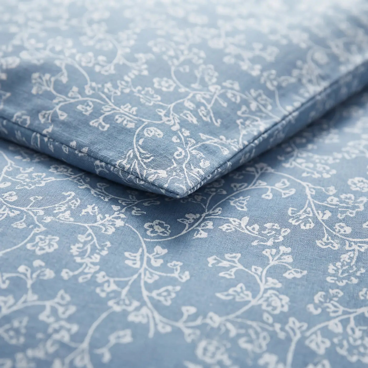 Sade Floral Duvet Cover Set 5