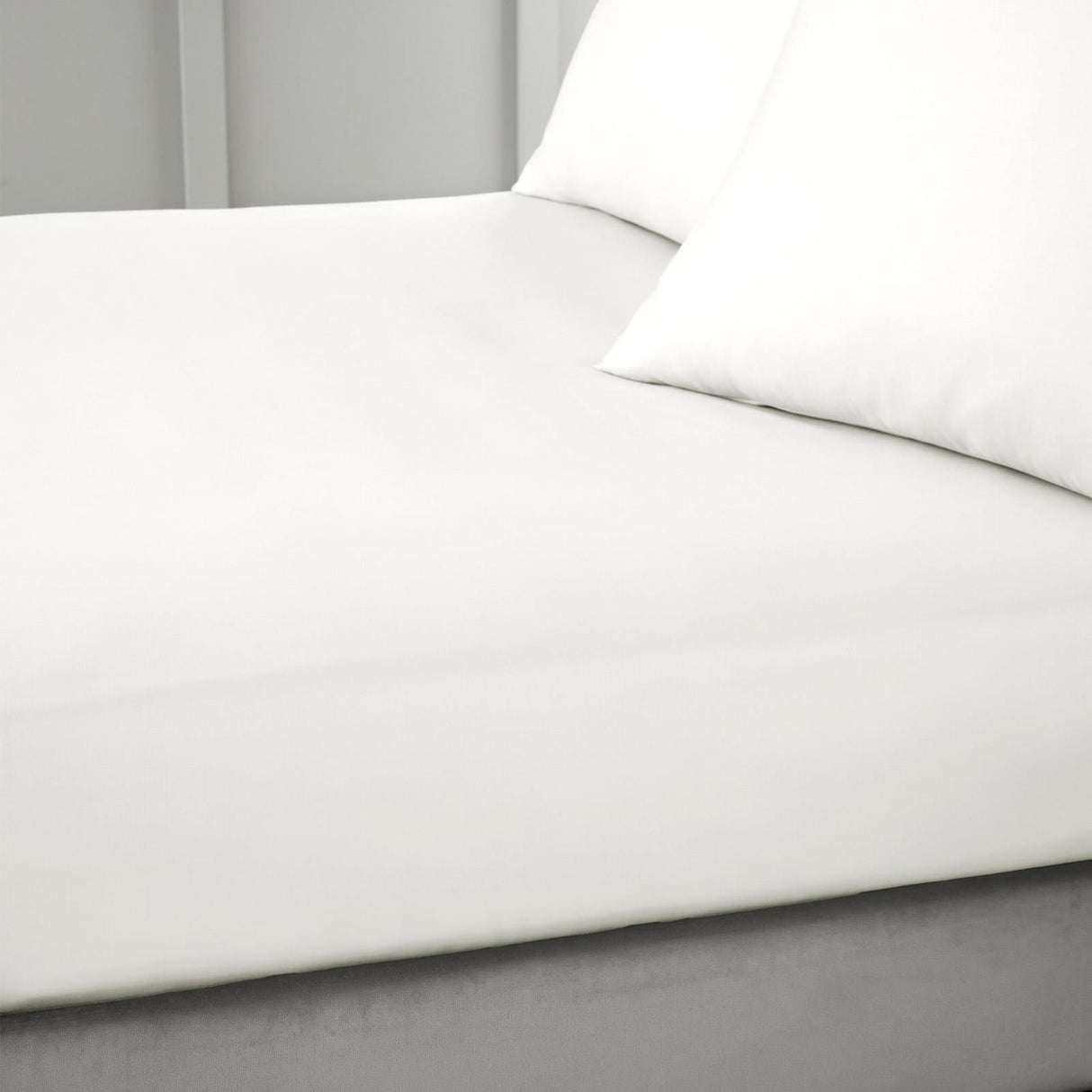 Bianca 400 Thread Count Cotton Sateen 36cm Deep Fitted Sheet - Cream