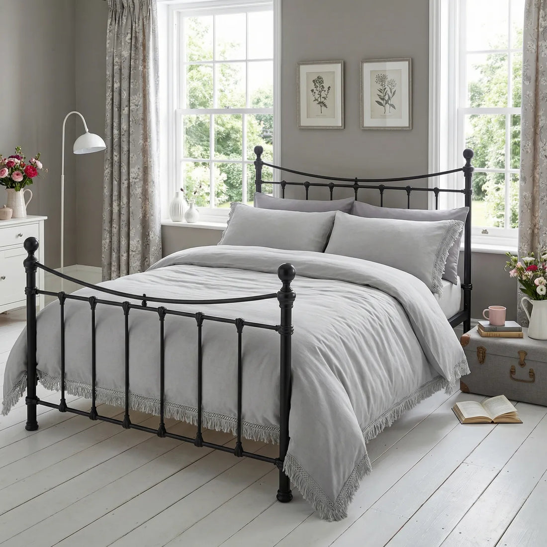 Tia Trellis Silver Duvet Cover Bedding Set