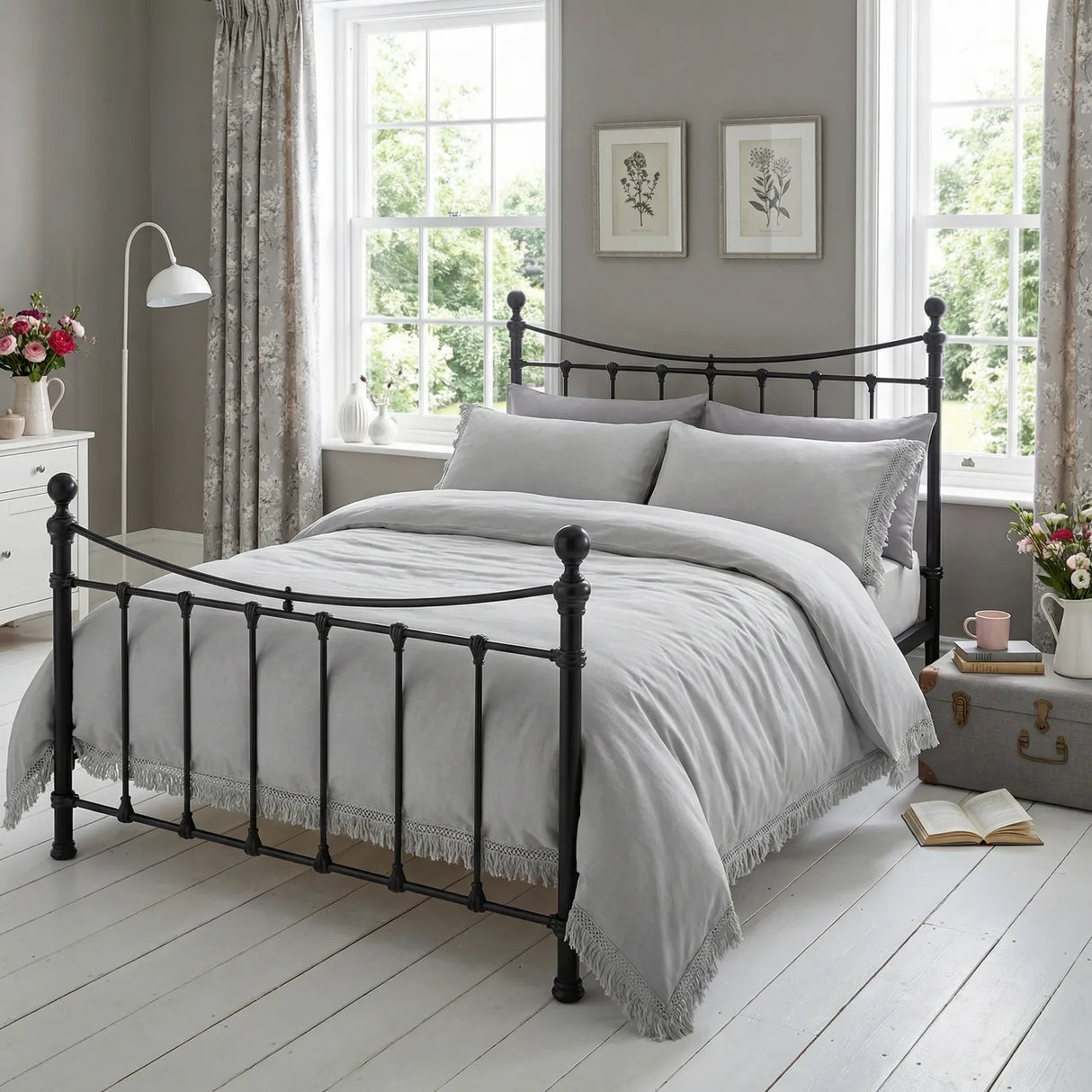 Tia Trellis Duvet Cover Set - Silver image 2