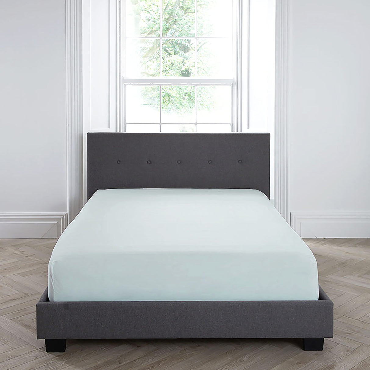 Plain Dye Fitted Sheet 32cm Deep by Serene