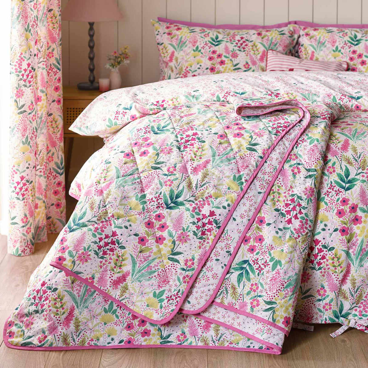 Tilly Floral Bedspread by Catherine Lansfield