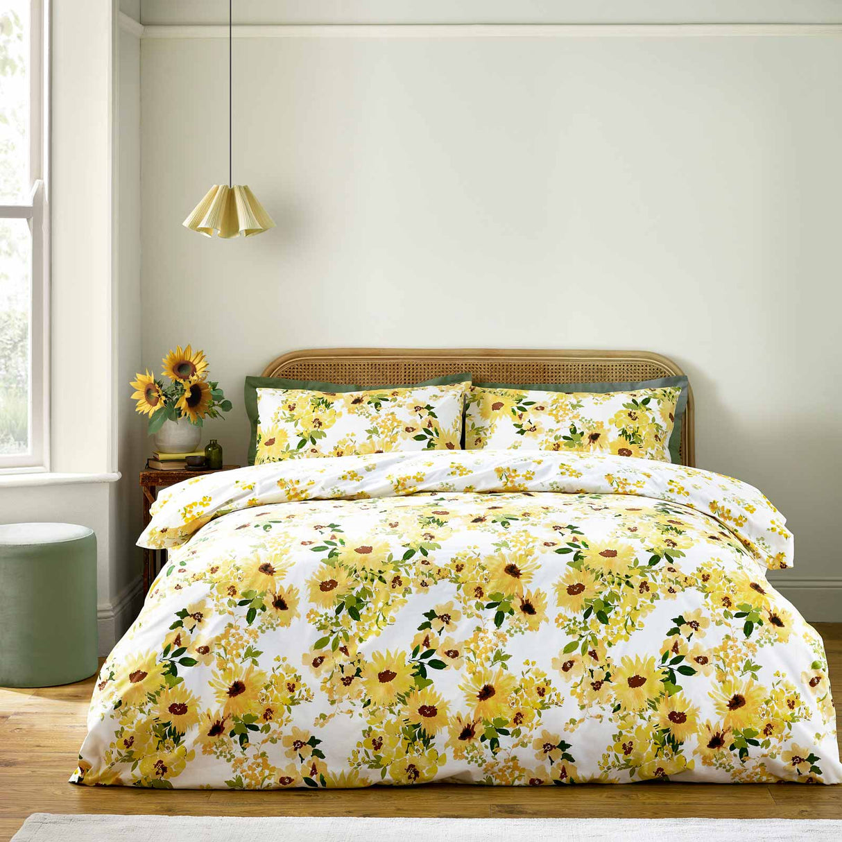 Sunflowers Duvet Cover Set by Catherine Lansfield