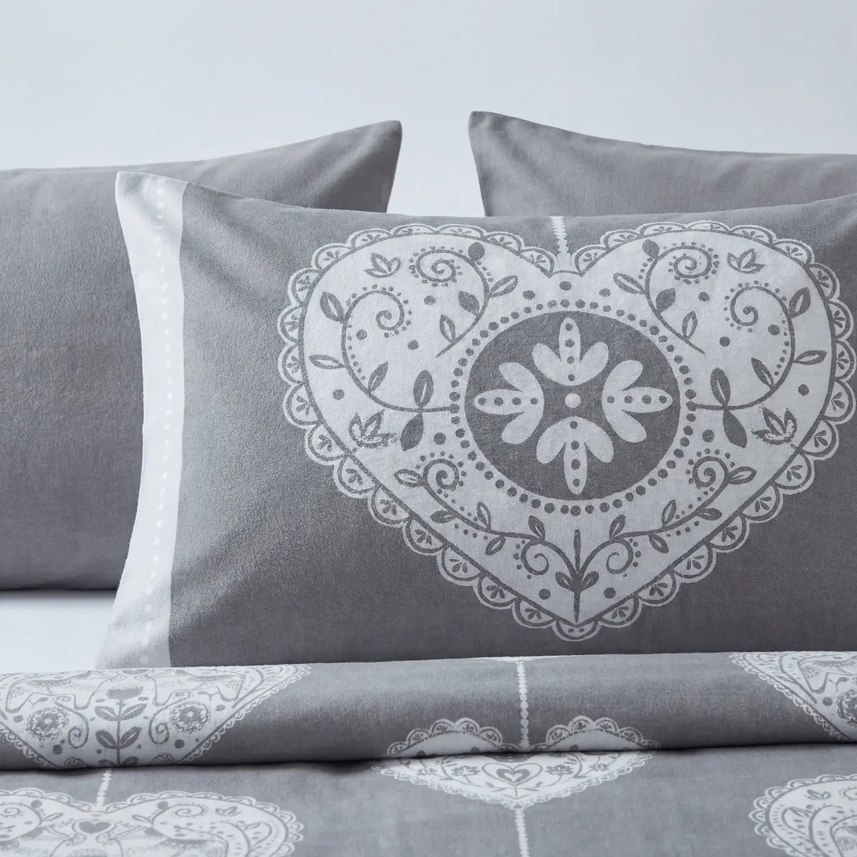 Scandi Heart Flannelette Duvet Cover Set - Grey image 2