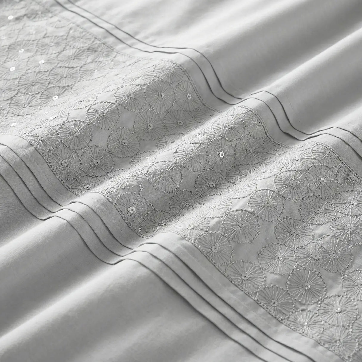 Everdean Duvet Cover Set - Grey image 4
