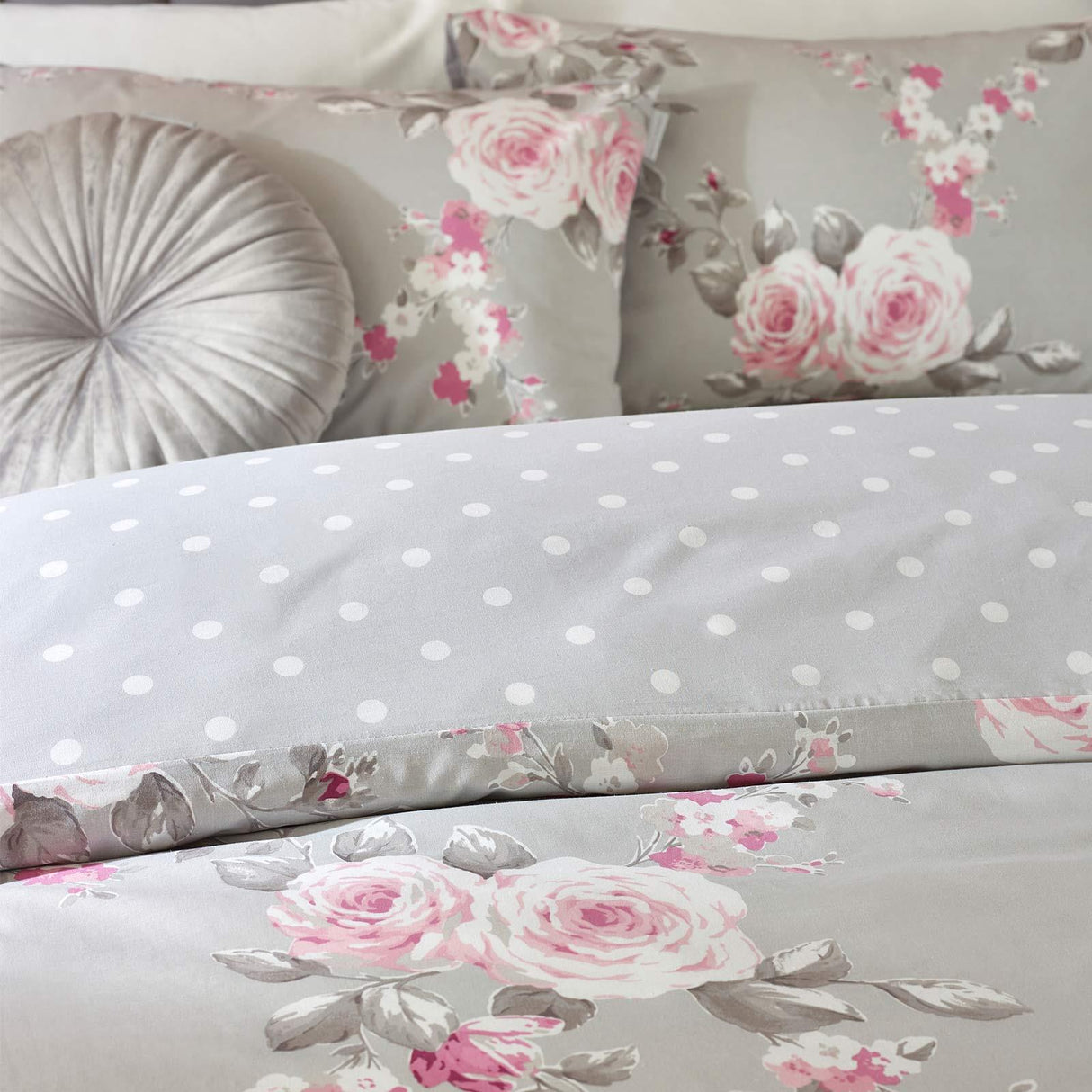 Canterbury Floral Duvet Cover Set by Catherine Lansfield