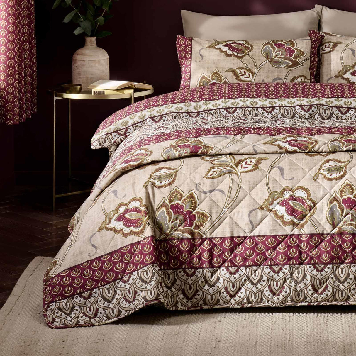 Catherine Lansfield Kashmir Paisley Floral Bedspread