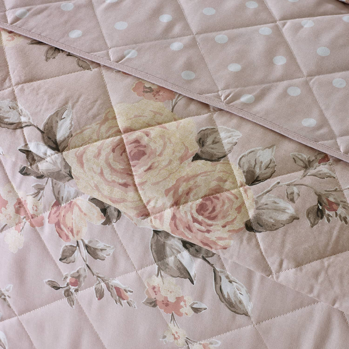 Catherine Lansfield Canterbury Bedspread - Canterbury Blush Bedspread