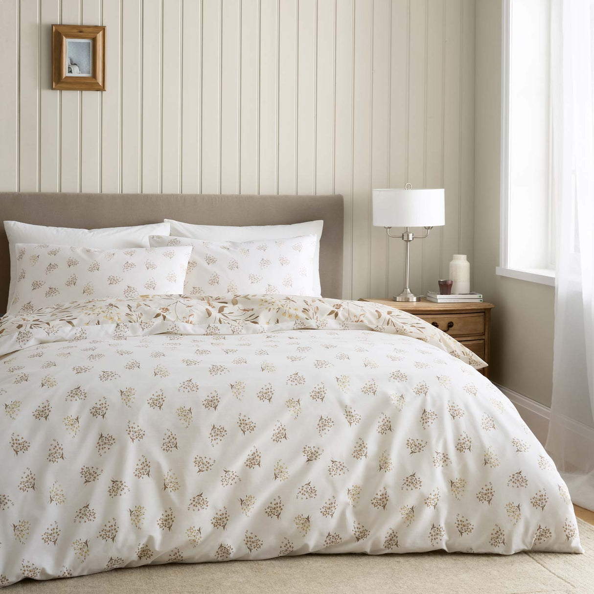 Isadora Floral Duvet Cover Set by Catherine Lansfield