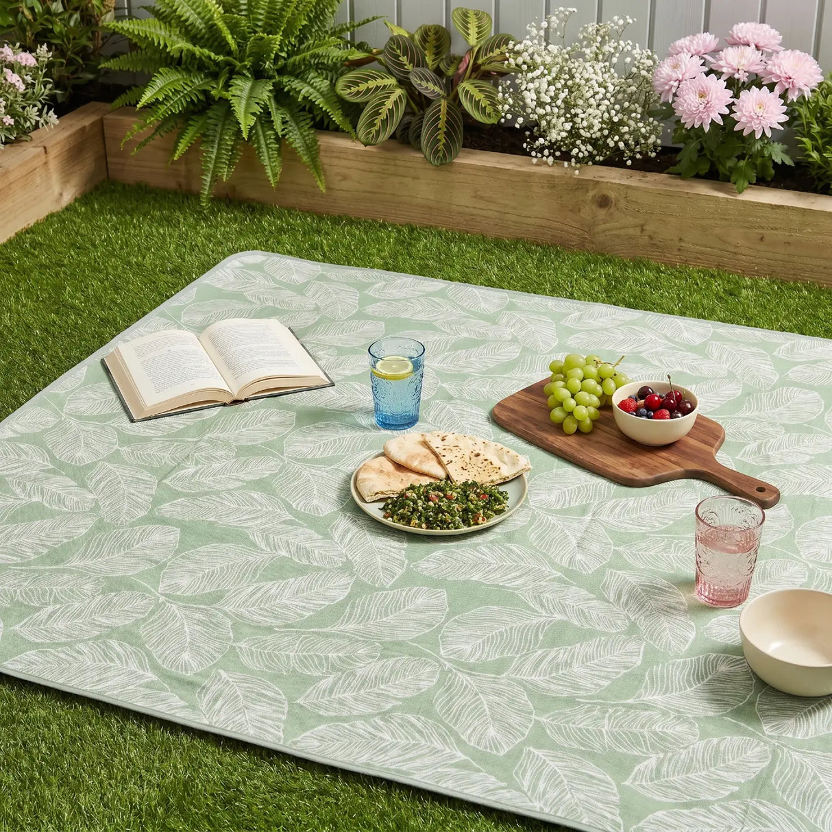 Matteo Outdoor Picnic Blanket 135x150cm 1