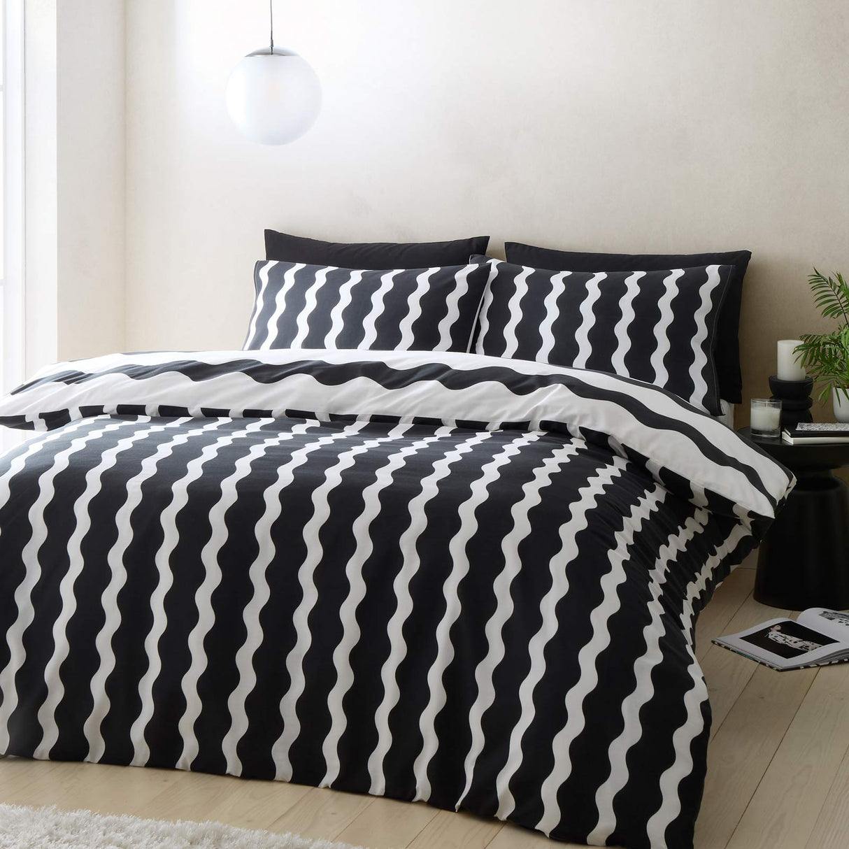 Waves Reversible Duvet Cover Set by Sassy B