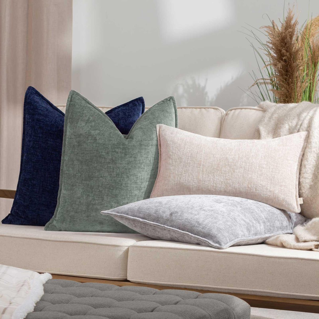 Buxton Super Soft Cushion Cover 20" x 20" (50cmx50cm) by Evans Lichfield 2