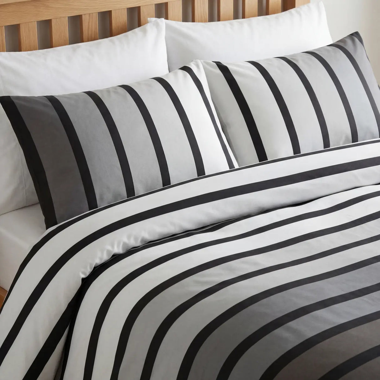 Soho Duvet Cover Set - Black image 2