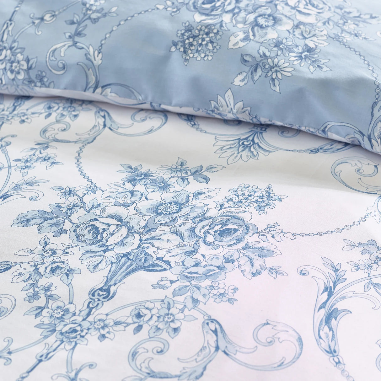 Catherine Lansfield Antoinette Damask Reversible Duvet Cover Set with Pillowcase