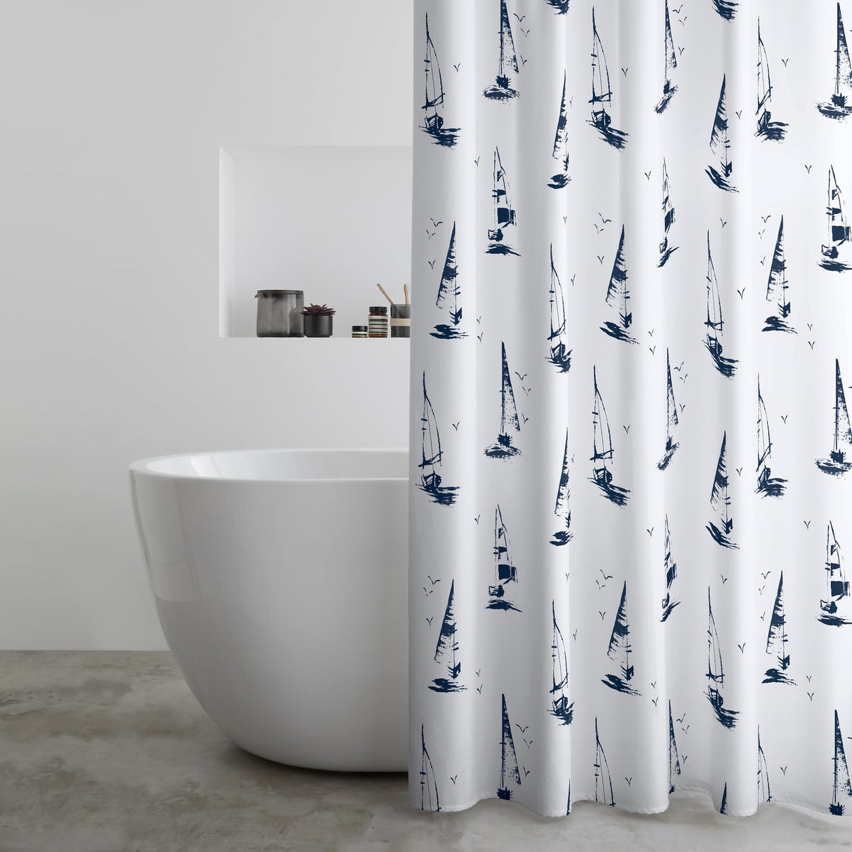 Catherine Lansfield Salcombe Boats Shower Curtain 180x180cm - White