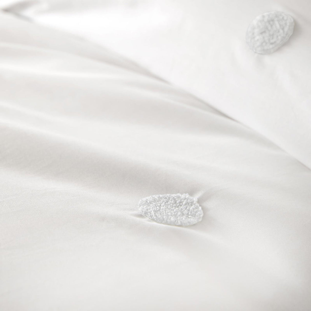 Dot Garden Duvet Cover Set by Appletree Boutique