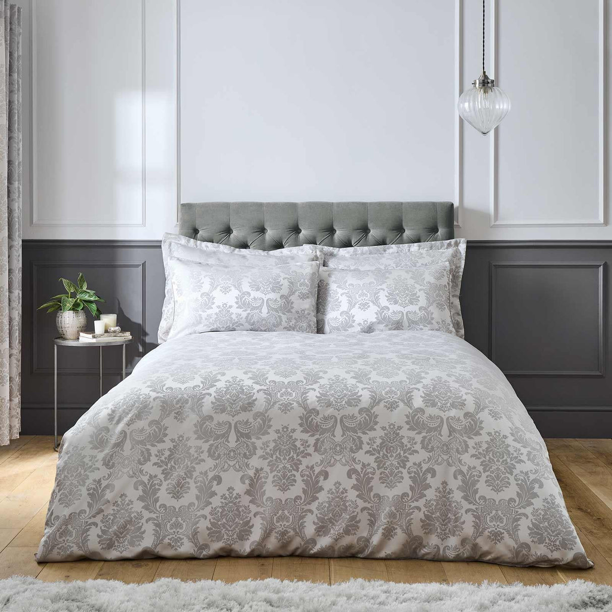 Catherine Lansfield Damask Jacquard Duvet Cover Set - Silver