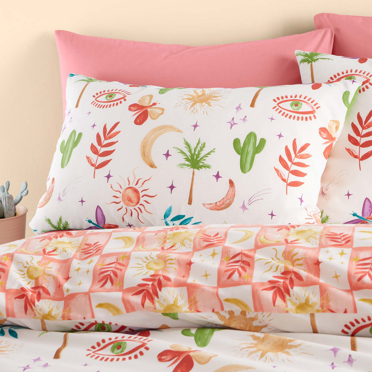 Fiesta Reversible Duvet Cover Set by Sassy B