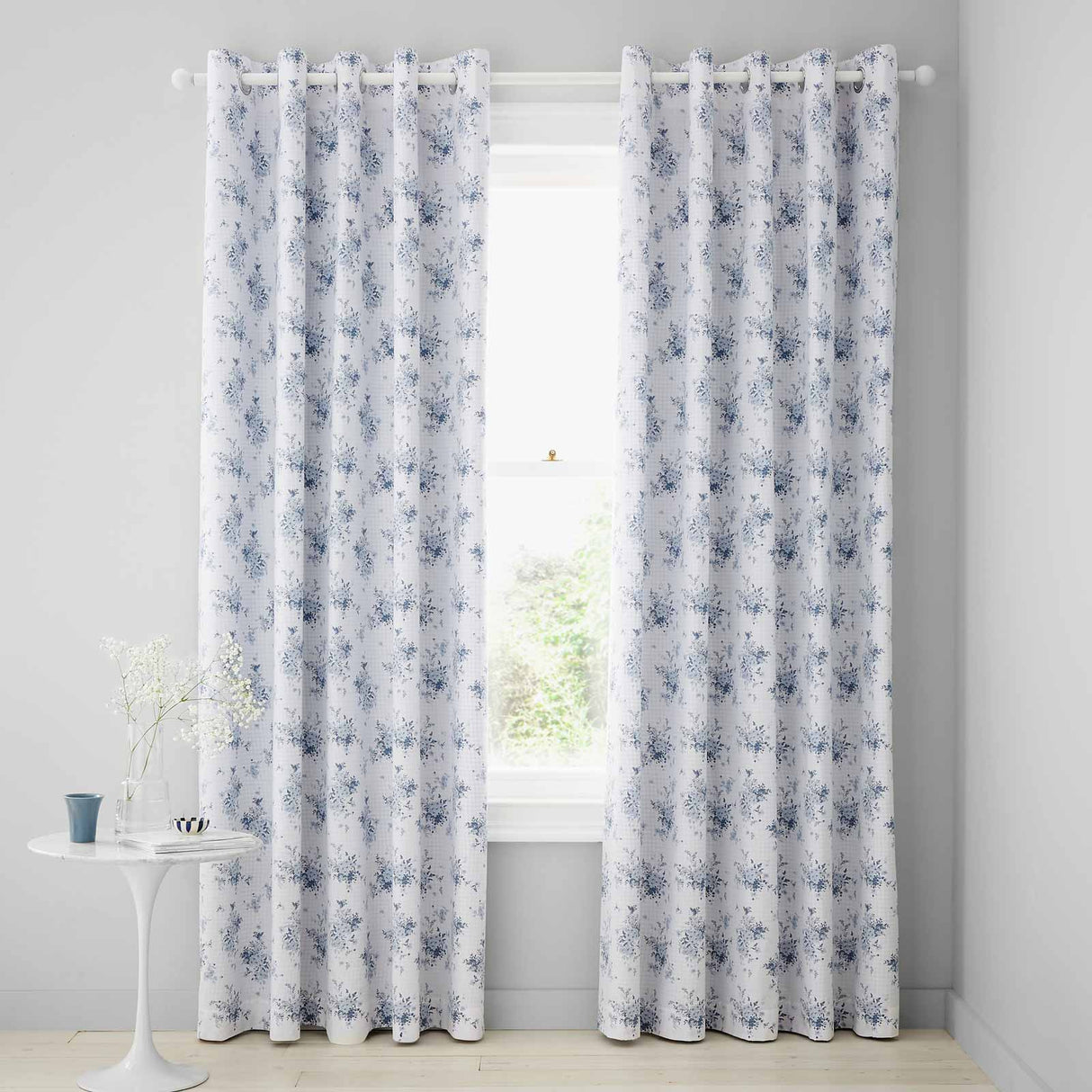 Lucie Floral Eyelet Curtains by Catherine Lansfield