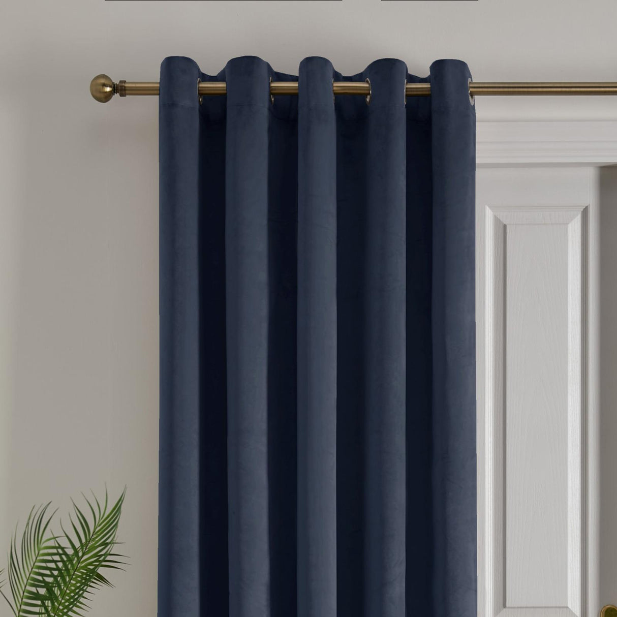 Laurence Llewelyn-Bowen Montrose Blackout Eyelet Single Panel Door Curtain 7