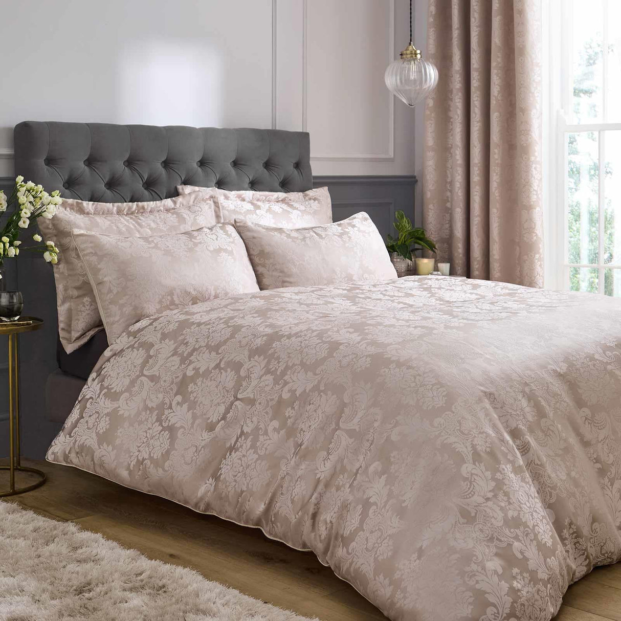 Catherine Lansfield Damask Jacquard Duvet Cover Set - Champagne