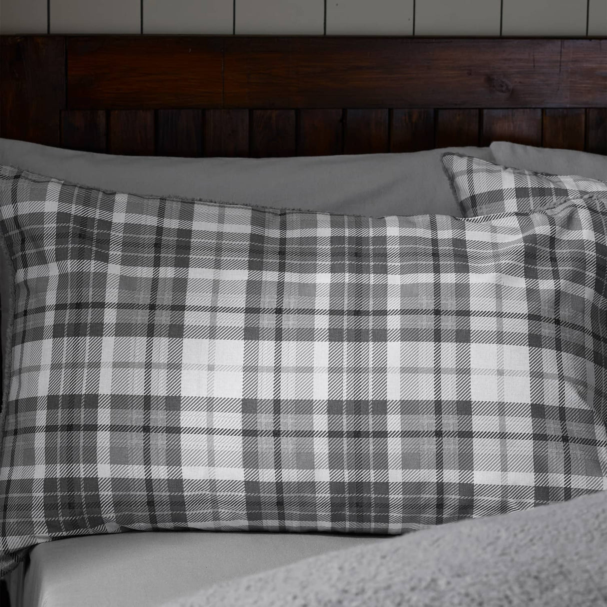 Catherine Lansfield Cosy Sherpa Check Duvet Cover Set - Cosy Sherpa Check Grey Duvet Set