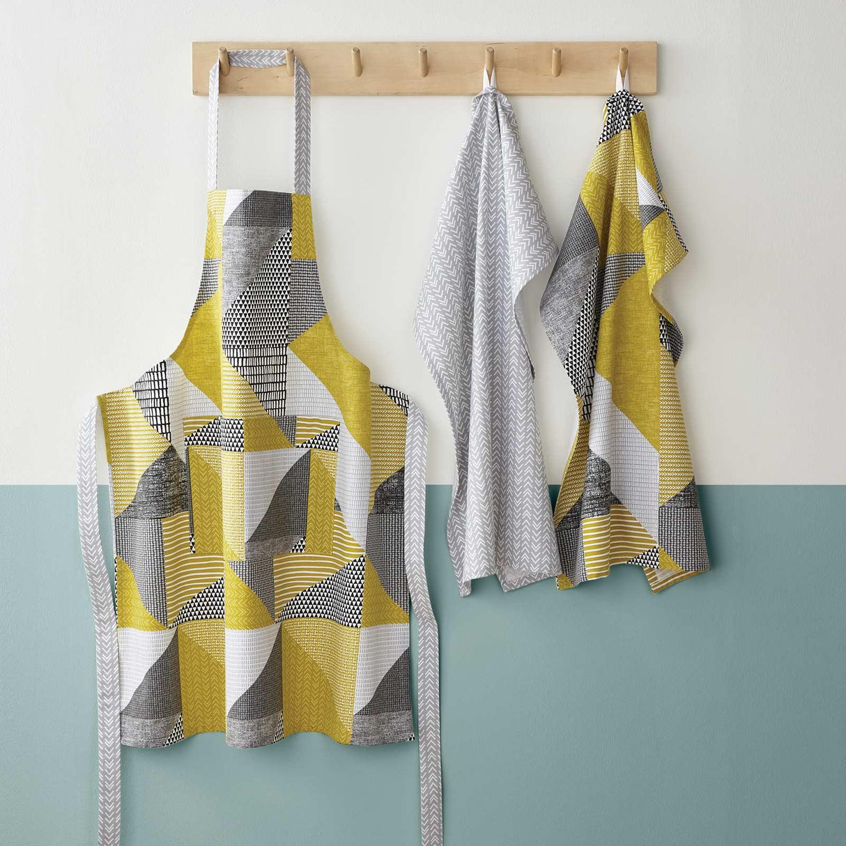 Catherine Lansfield Larsson Geo Geometric Ochre Cotton Apron