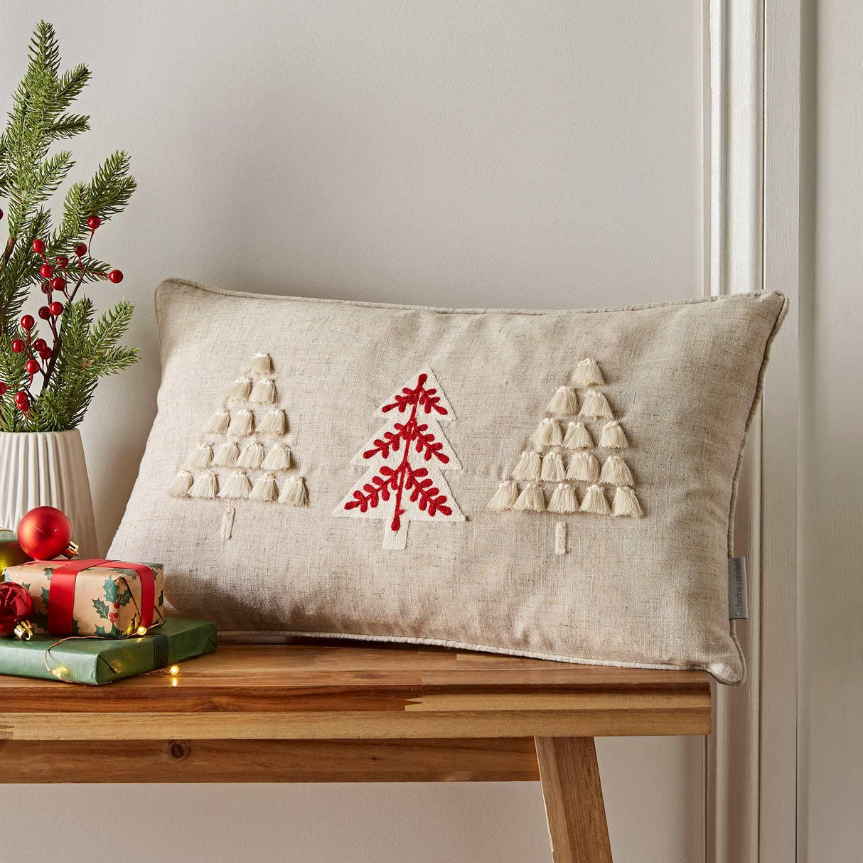 Catherine Lansfield Tufted Christmas Tree Filled Cushion