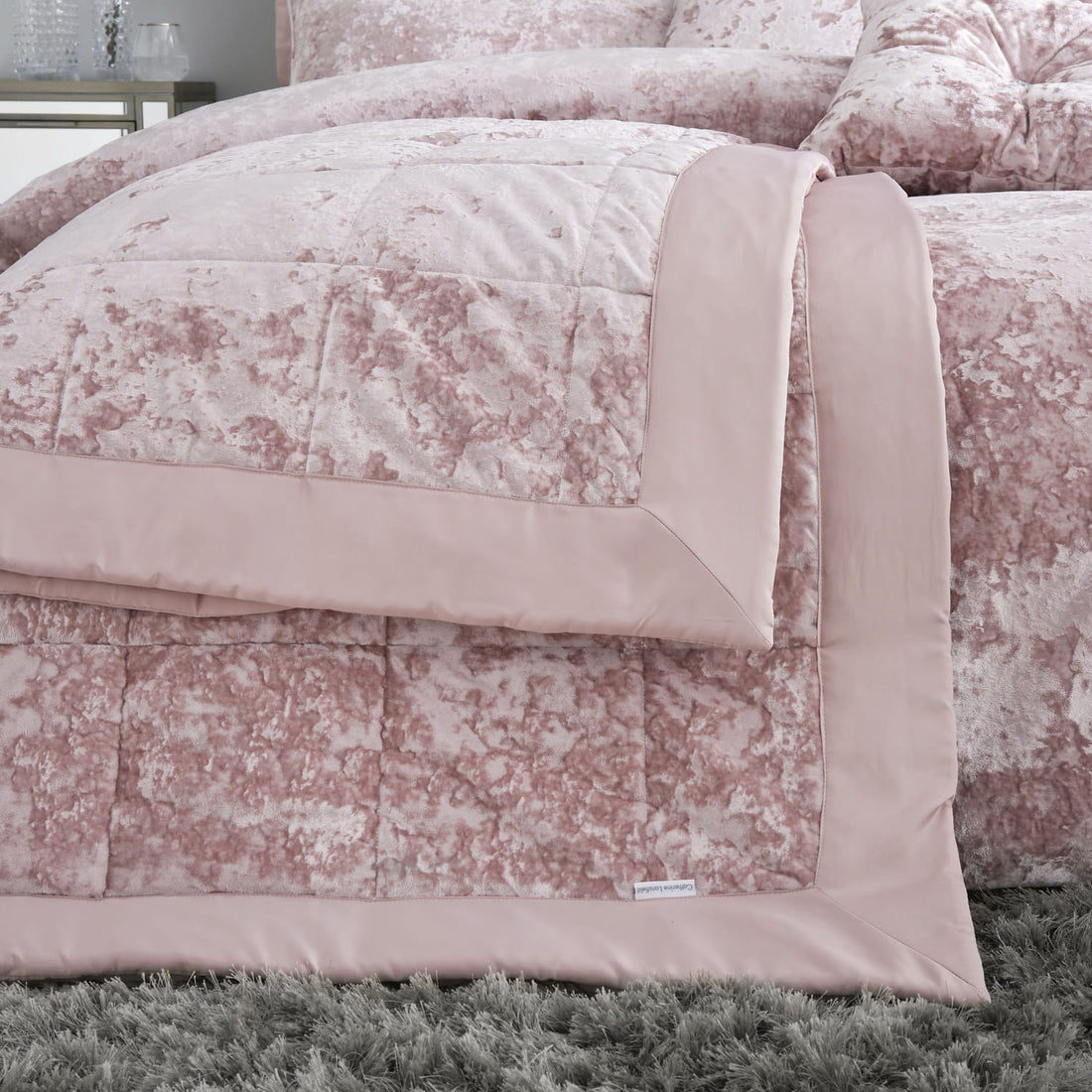 Catherine Lansfield Crushed Velvet Runner