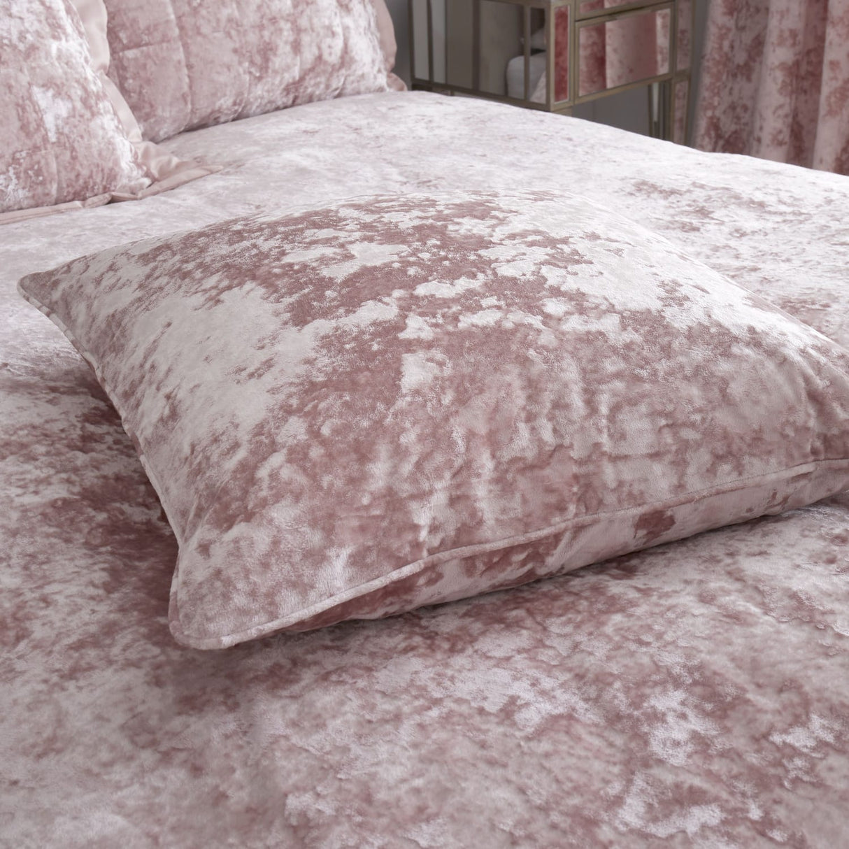 Catherine Lansfield Diamante Filled Cushion 45cm x 45cm - Blush - Crushed Velvet Blush Cushion