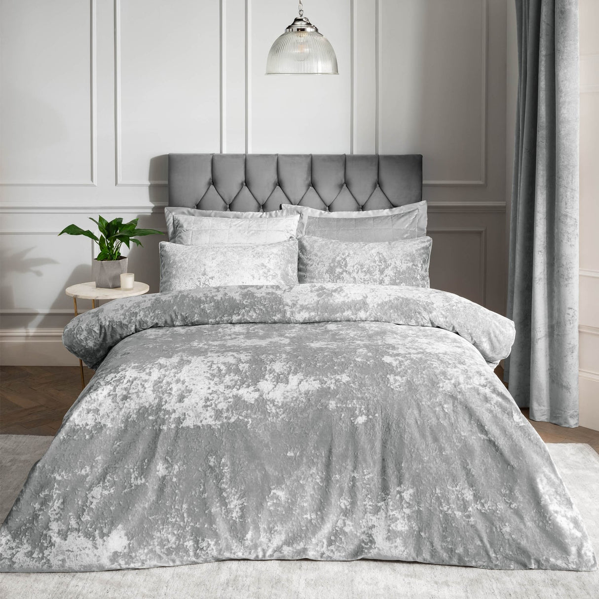 Catherine Lansfield Crushed Velvet Duvet Cover Set - Crushed Velvet Duvet Set Silver