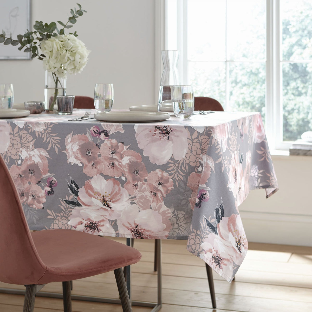 Catherine Lansfield Dramatic Floral Tablecloth - Dramatic Floral Table Cloth