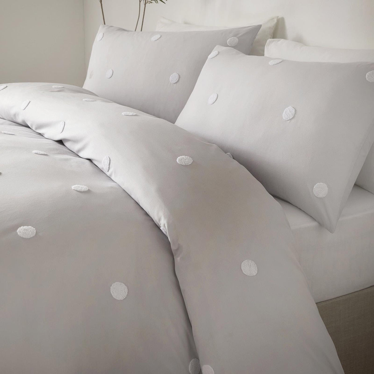 Dot Garden Duvet Cover Set by Appletree Boutique