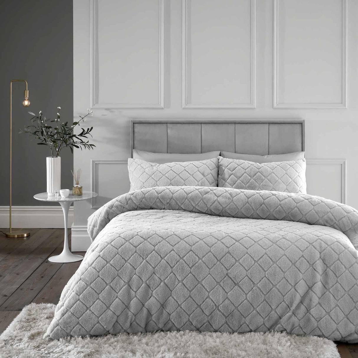 Catherine Lansfield Cosy Diamond Geometric Duvet Cover Set - Silver