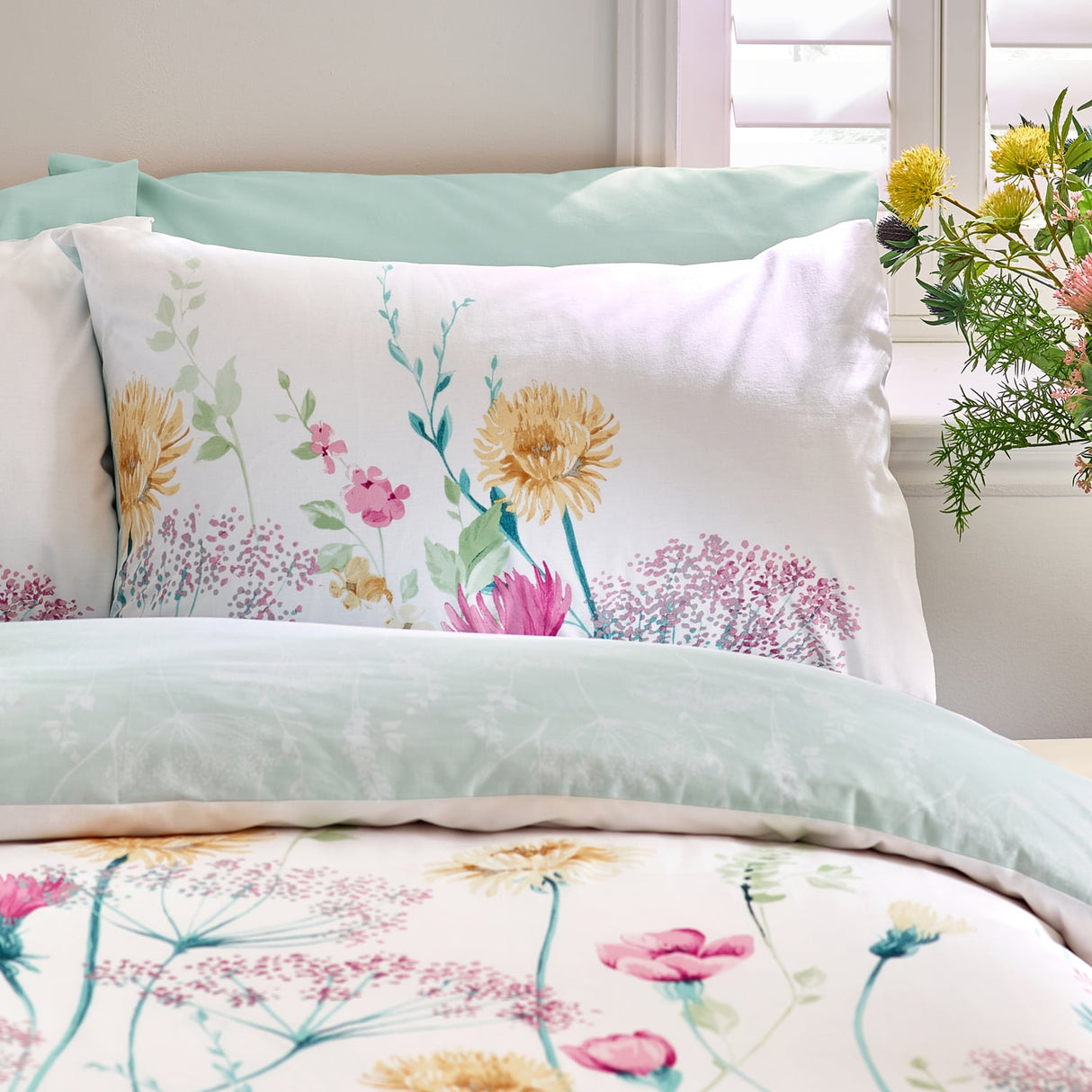 Catherine Lansfield Meadowsweet Floral Grey & Pink Duvet Cover Bedding Set - Meadowsweet Floral Bright Duvet Set