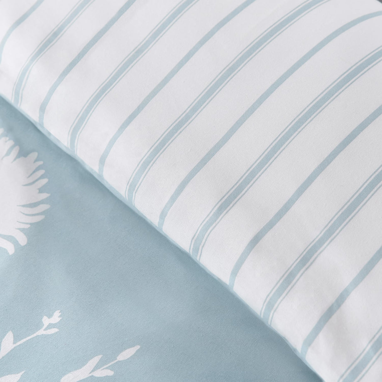 Catherine Lansfield Meadowsweet Floral Seaspray Blue Duvet Cover Bedding Set - Meadowsweet Floral Seaspray Blue