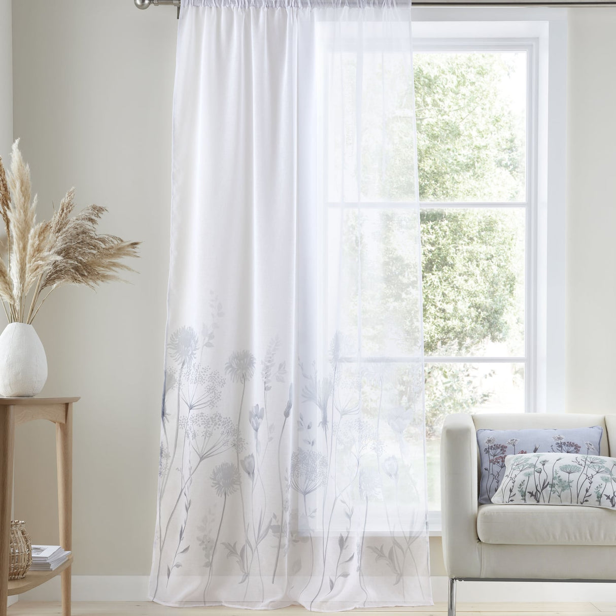 Catherine Lansfield Meadowsweet Floral Voile Curtain Panel - Meadowsweet Floral Voile