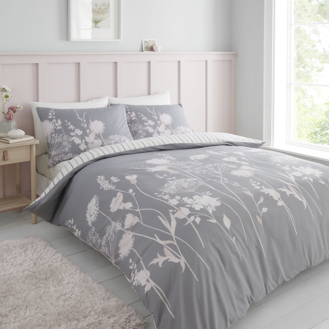 Catherine Lansfield Meadowsweet Floral White Duvet Cover Bedding Set