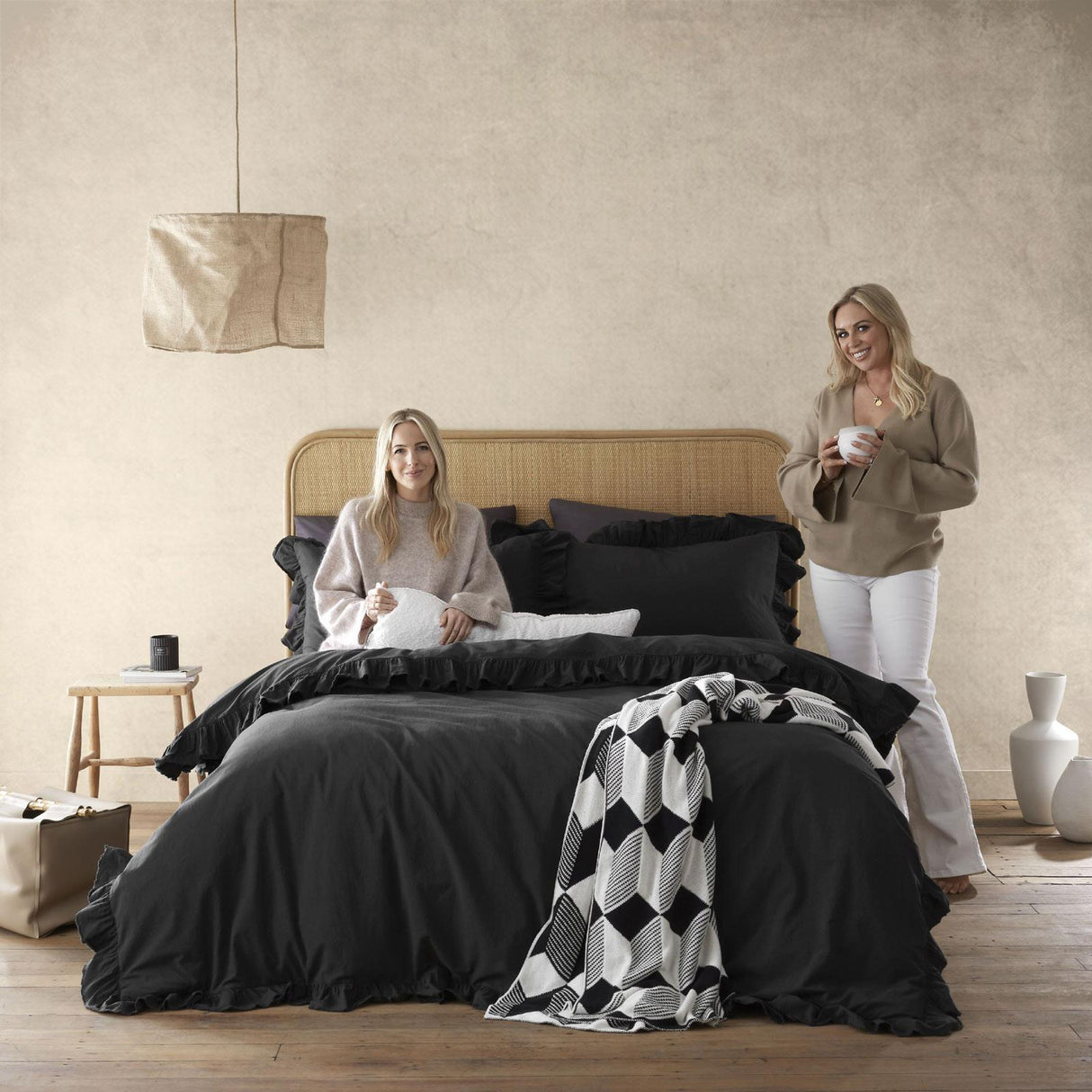 Style Sisters Ruffle Frill Duvet Cover Set