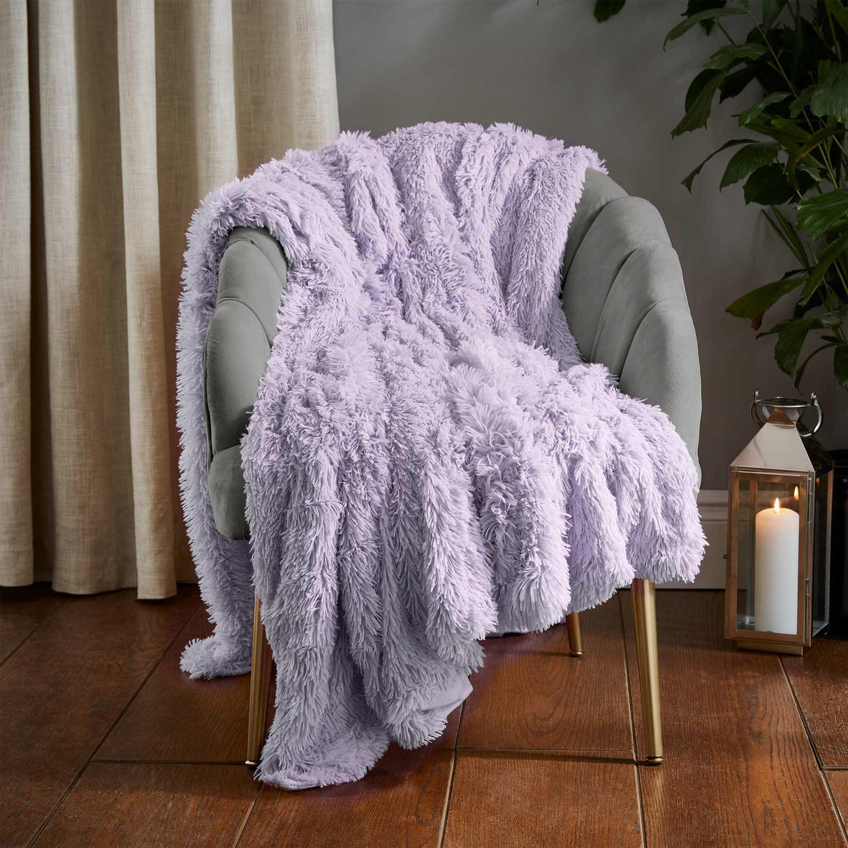 Cuddly Throw Blanket by Catherine Lansfield