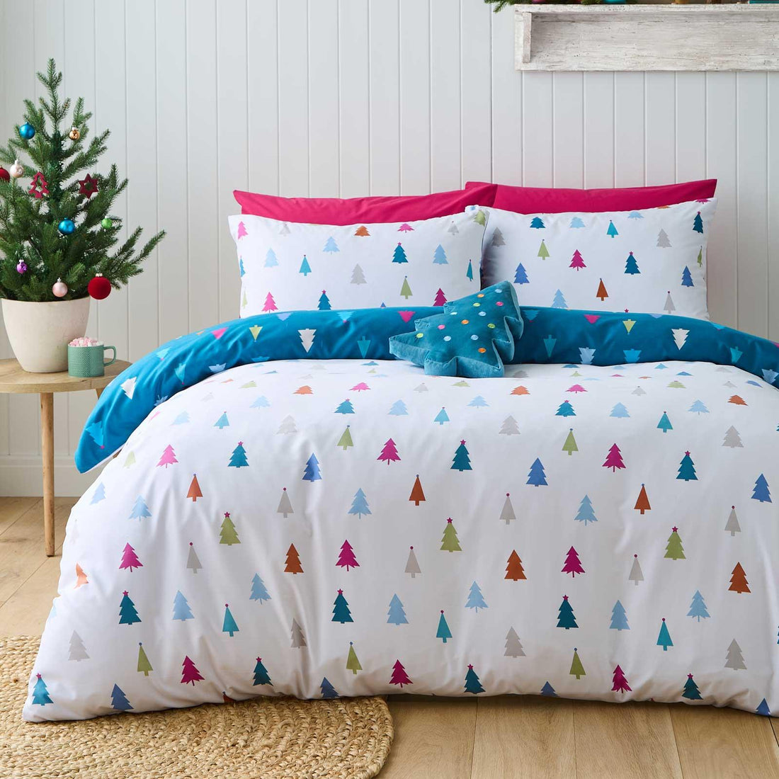 Catherine Lansfield Christmas Tree Festive Duvet Cover Set