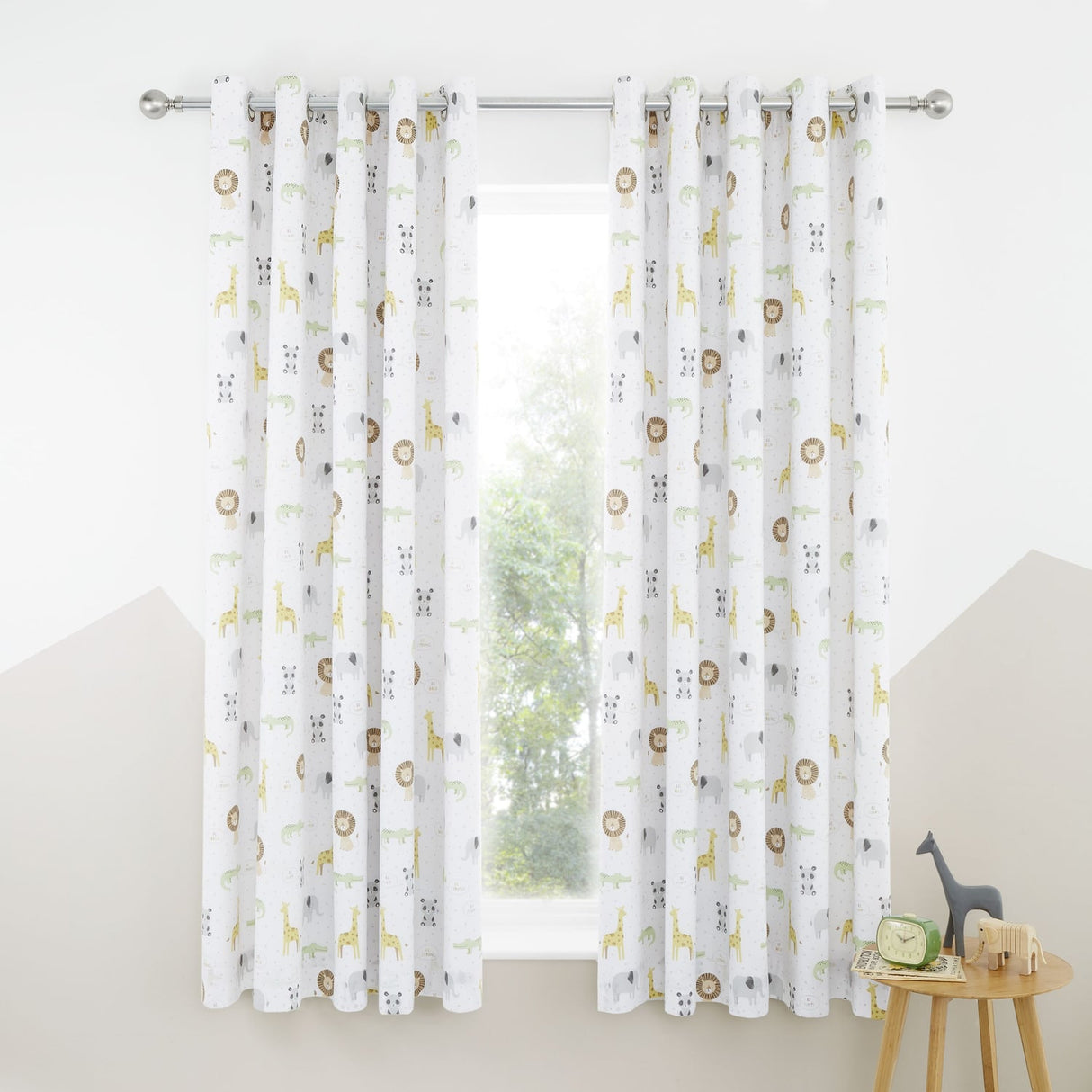 Catherine Lansfield Roarsome Animals Kids Blackout Eyelet Curtains Polycotton - Roarsome Animals Curtains