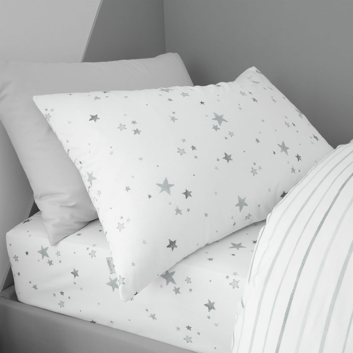 Turner Bianca Stars Kids Bedding Duvet Cover Set - Stars Duvet Set