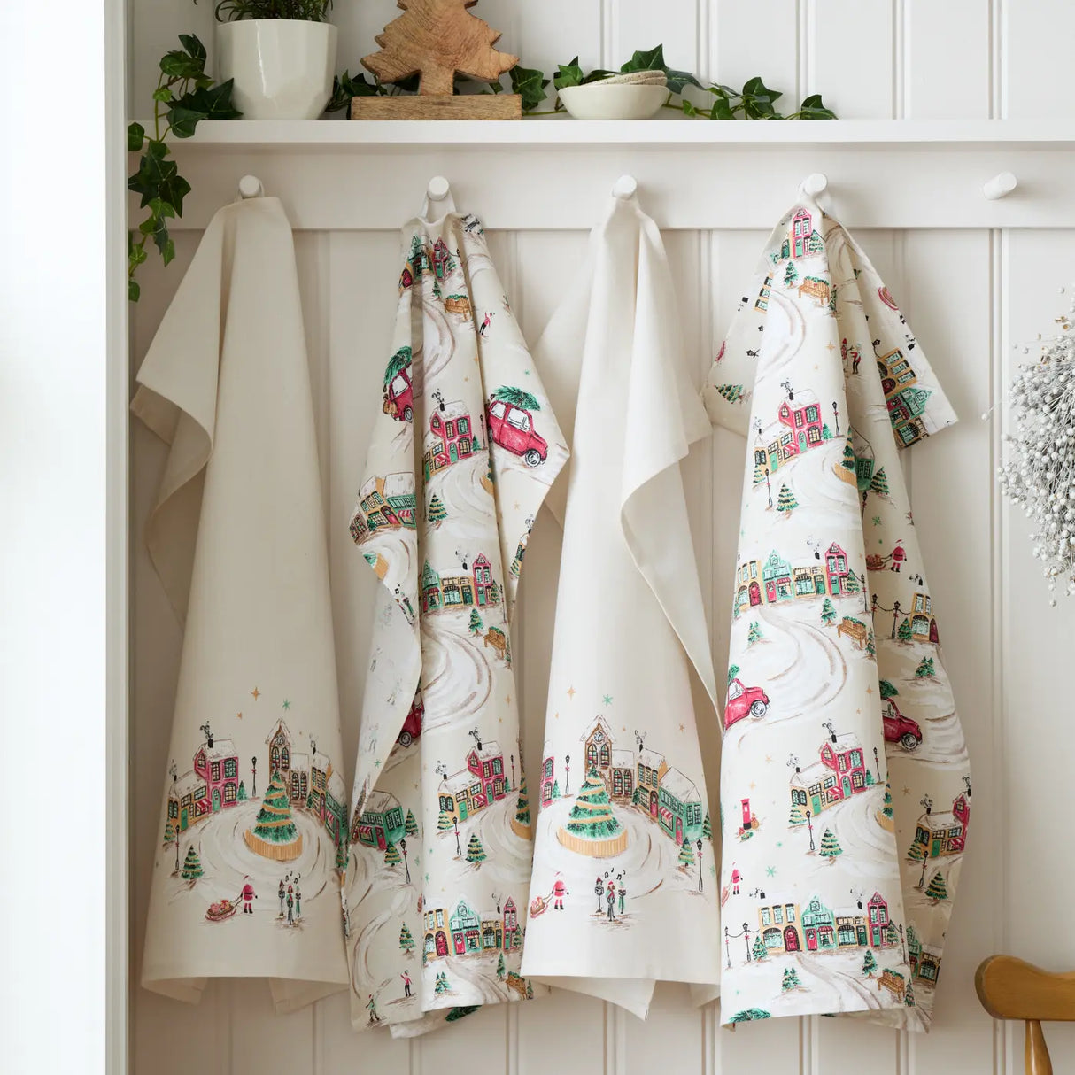 Catherine Lansfield Christmas Town Kitchen Textiles Collection 2