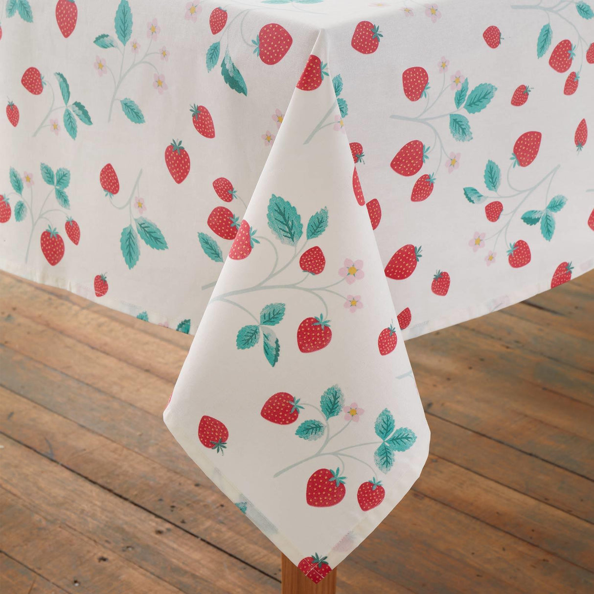 Strawberry Garden Kitchen Textiles Collection by Catherine Lansfield